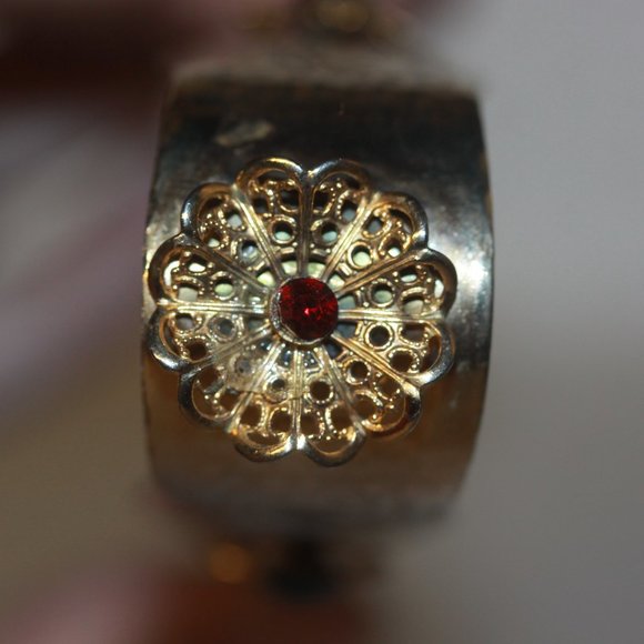 VINTAGE BAR JEWELED BIRD LEGS ICE CUBE SUGAR FORK TONGS Red, Green & Purple - Picture 3 of 4